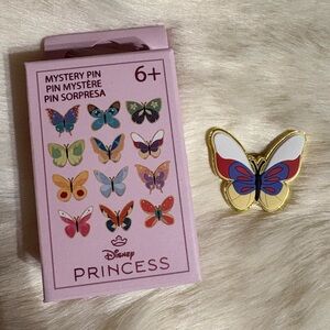 Disney Princess Butterfly Pin Snow White